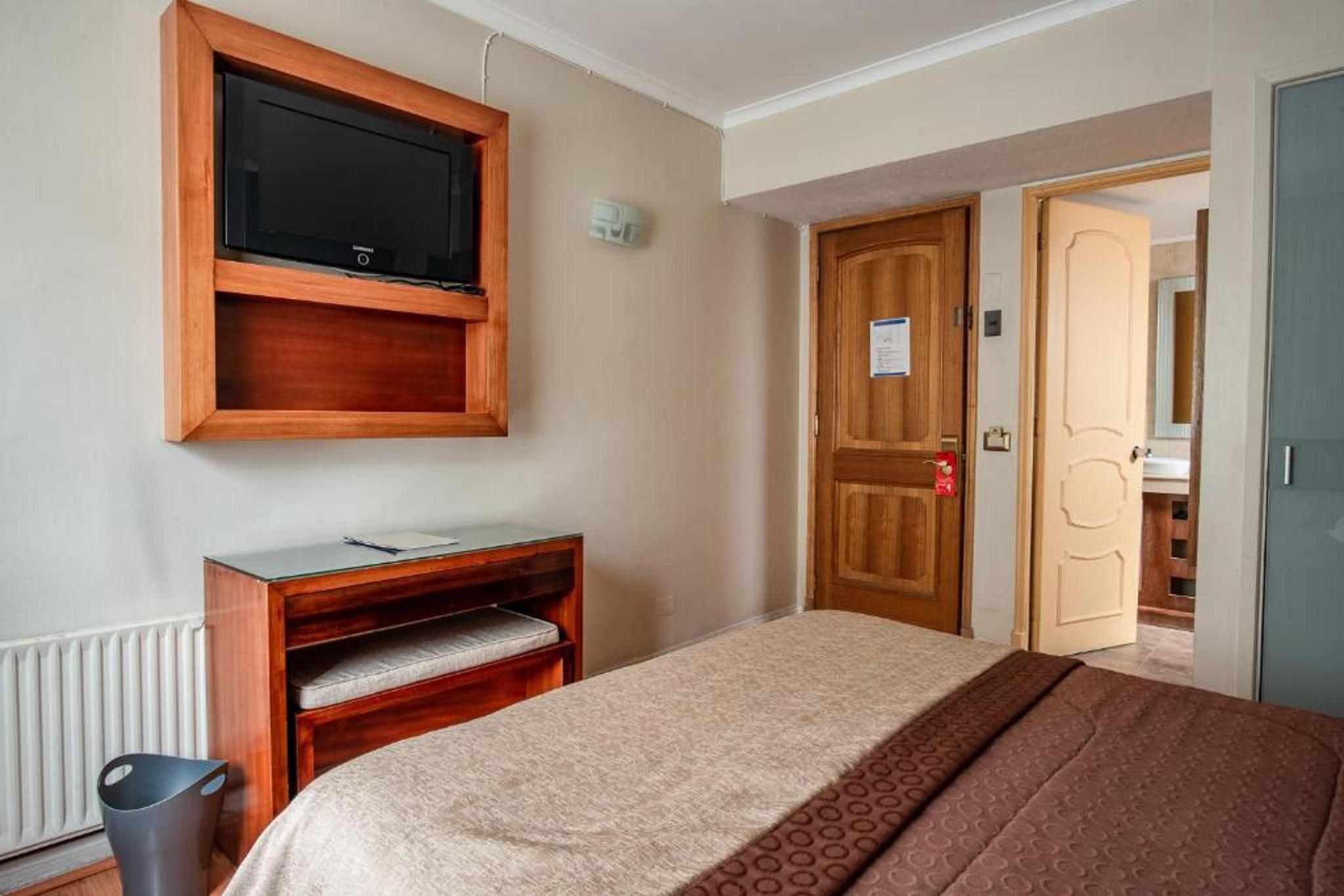Hotel Libertador ซานติอาโก ภายนอก รูปภาพ