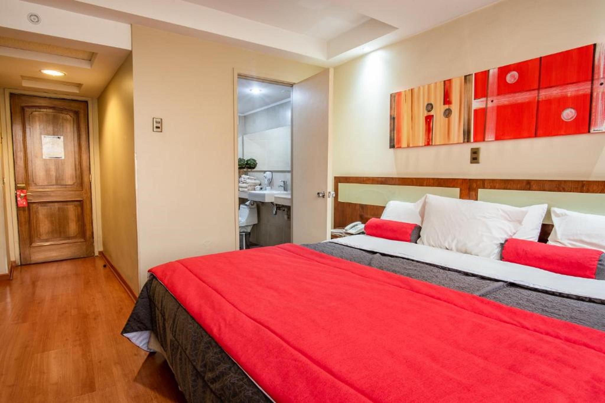 Hotel Libertador ซานติอาโก ภายนอก รูปภาพ